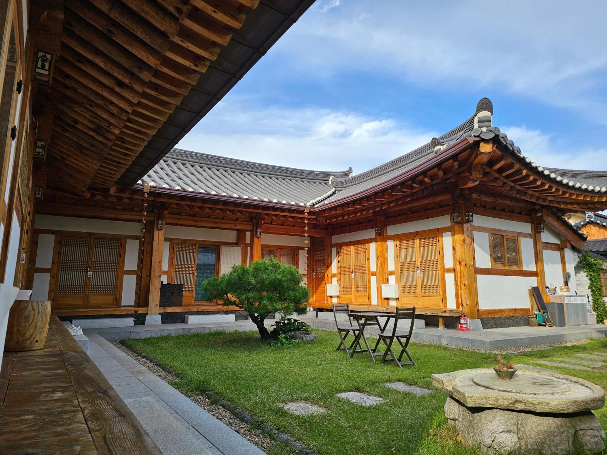 Sieunjae Bed & Breakfast Gyeongju Dış mekan fotoğraf