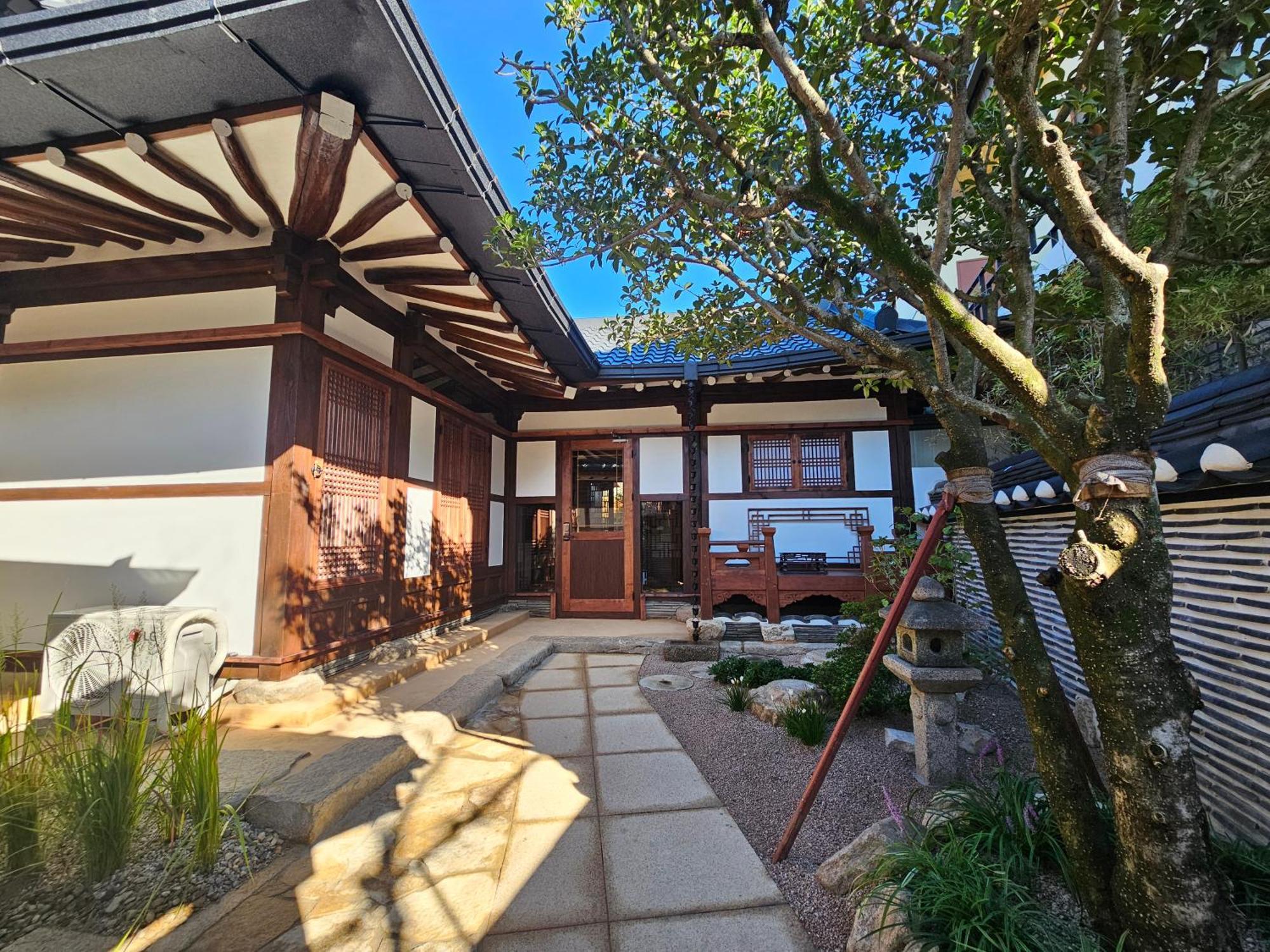 Sieunjae Bed & Breakfast Gyeongju Dış mekan fotoğraf